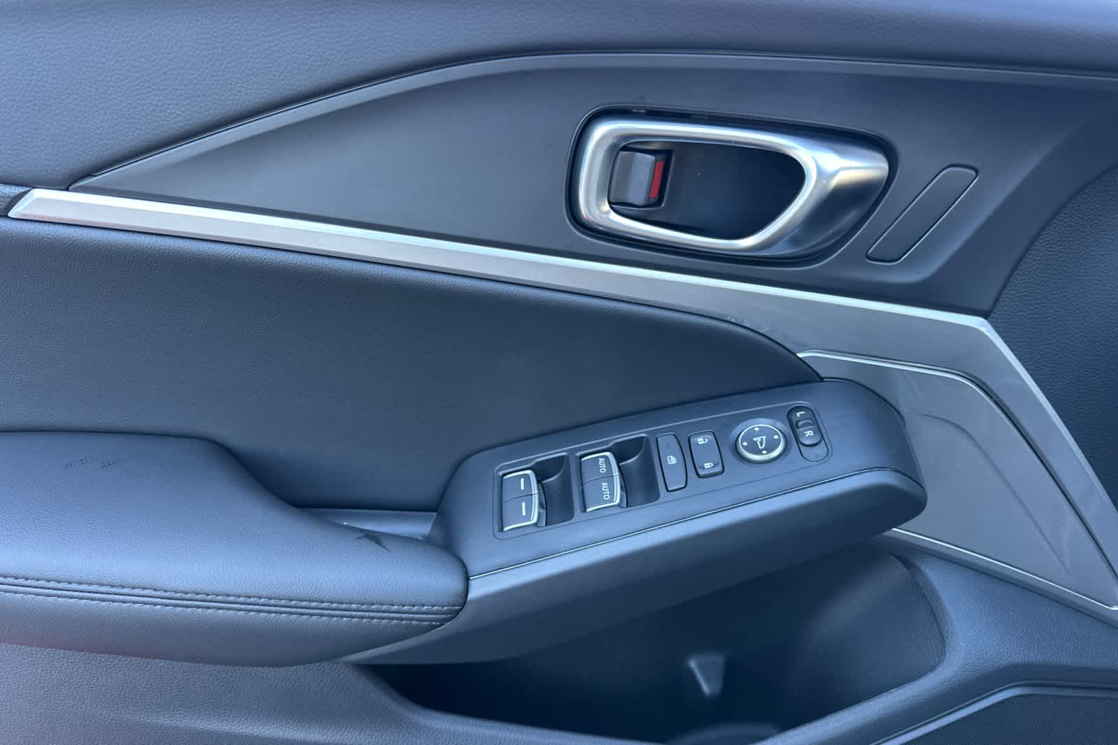 2025 Acura Integra Base photo 5