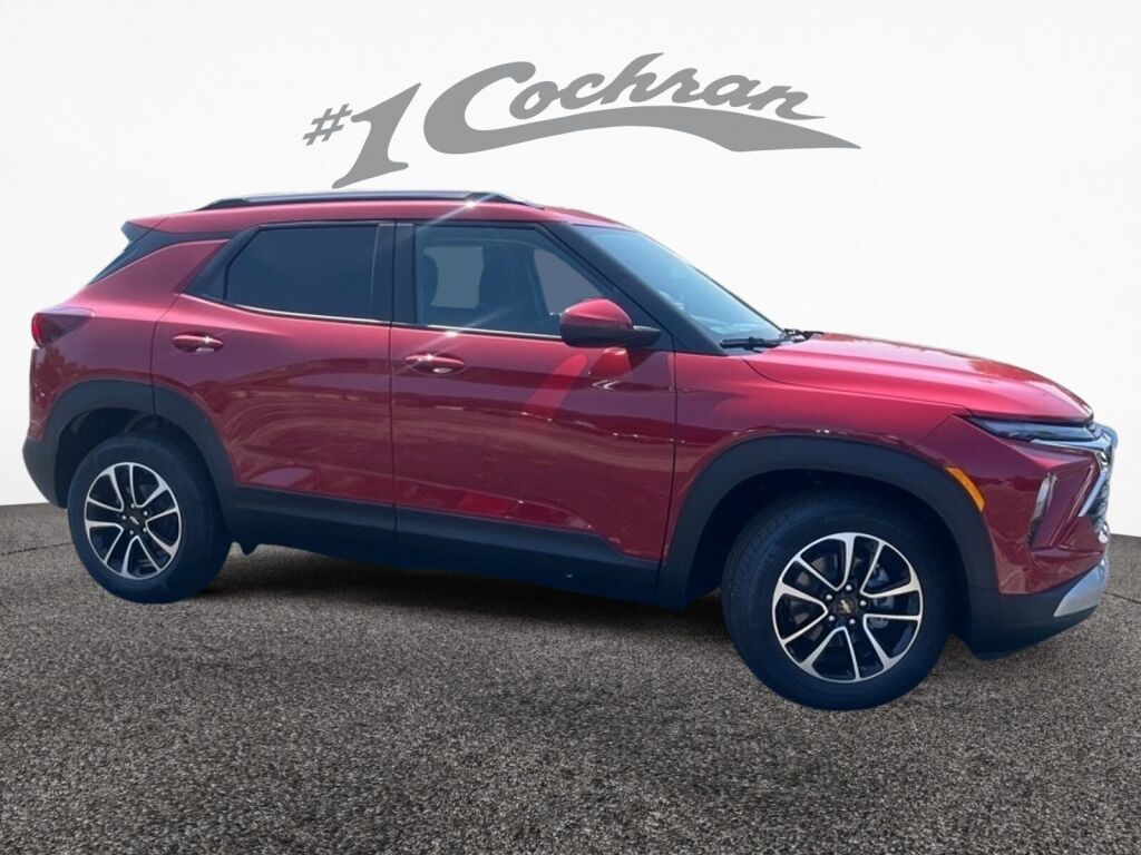 2026 Chevrolet Trailblazer LT photo 2