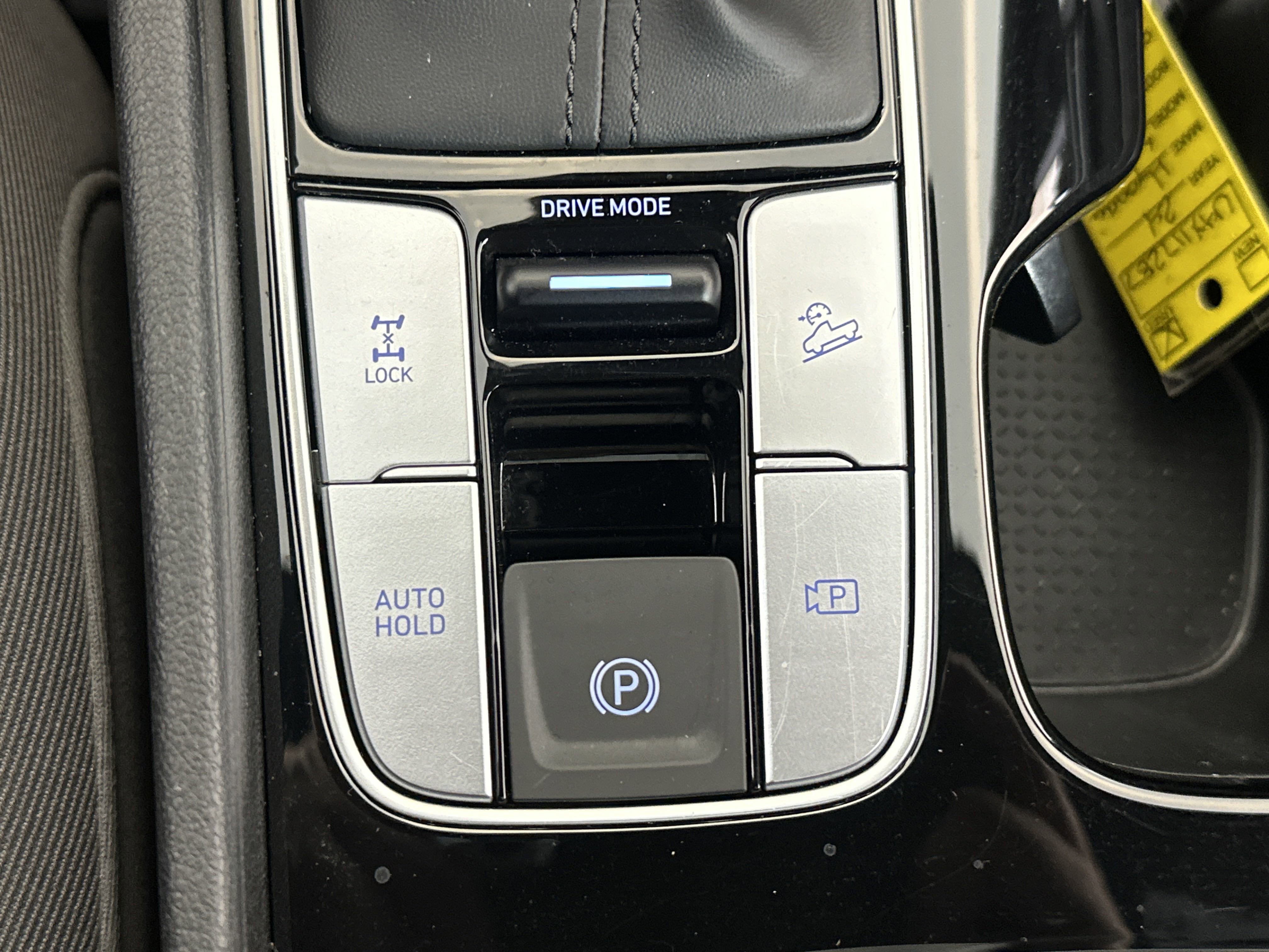 2024 Hyundai Santa Cruz SEL photo 12
