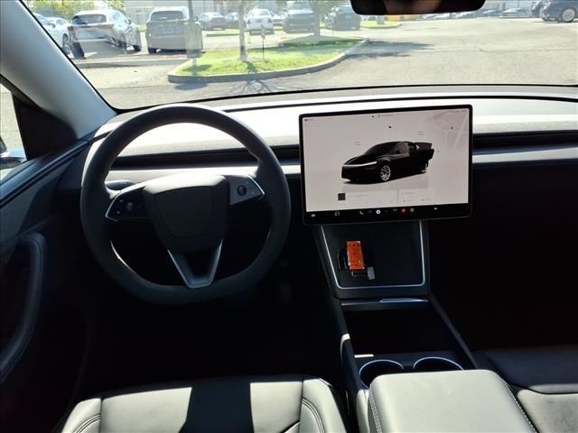 2026 Tesla Model Y Long Range photo 12