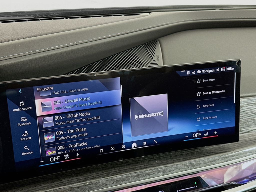 2025 Bmw 740i photo 10