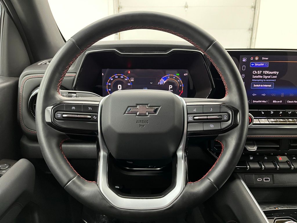 2024 Chevrolet Colorado Z71 photo 13