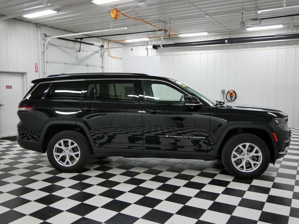 Used 2022 Jeep Grand Cherokee L Limited with VIN 1C4RJKBG2N8587935 for sale in Rochester, Minnesota