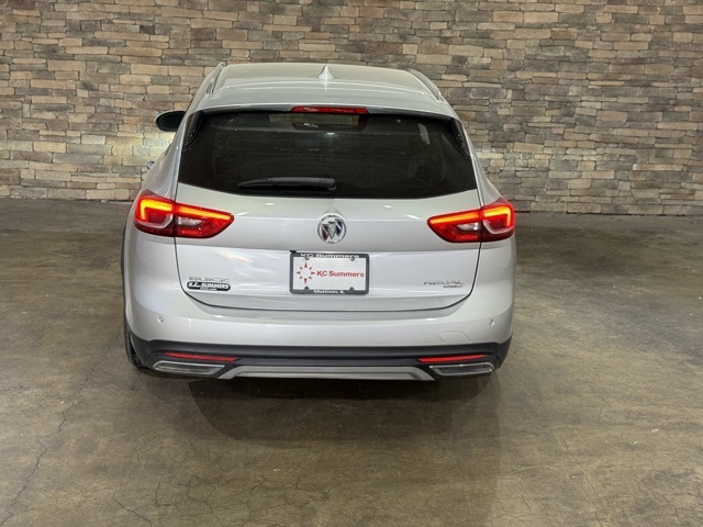 2018 Buick Regal TourX Essence photo 7