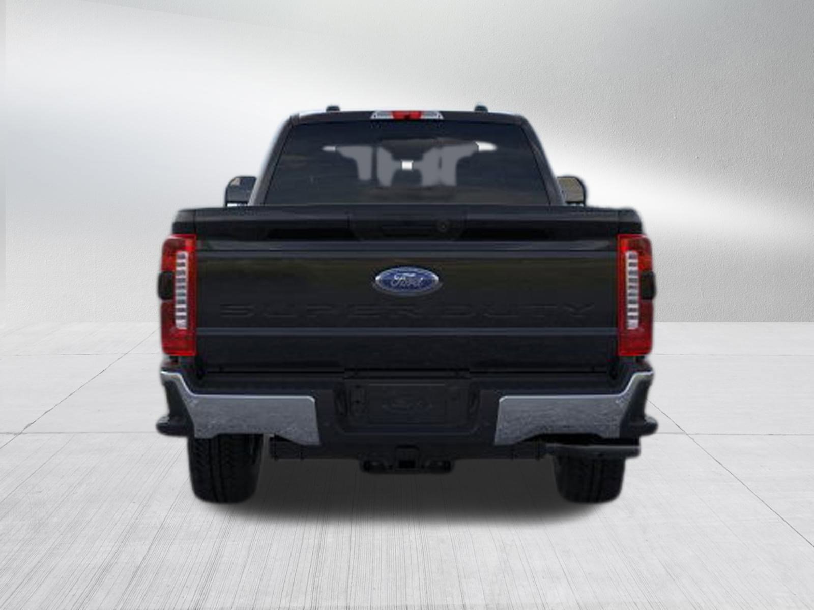 2026 Ford F-350 XLT photo 7