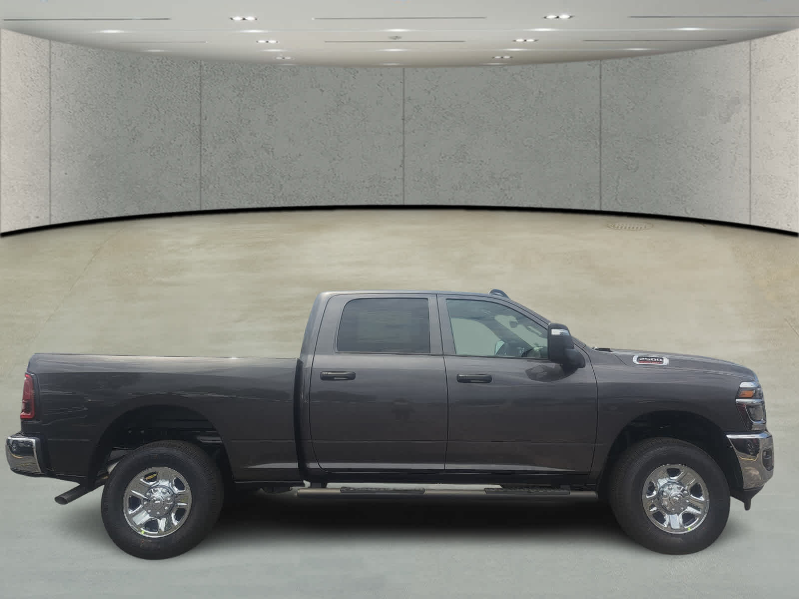 2025 Ram 2500 Tradesman photo 4