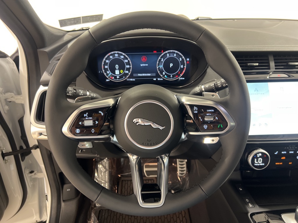 2024 Jaguar E-PACE R-Dynamic SE photo 14