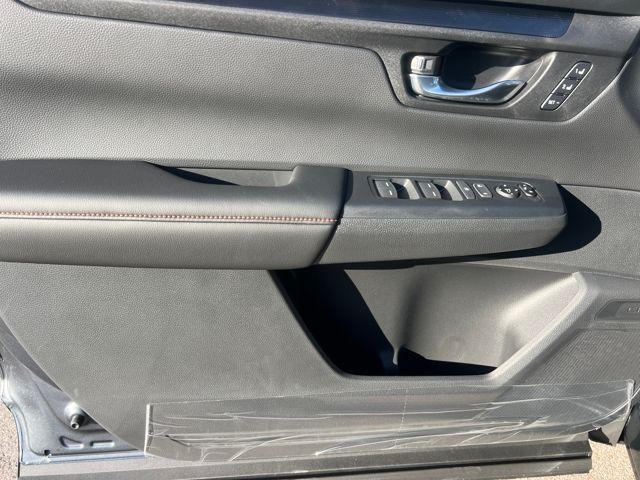 2026 Honda CR-V Hybrid Sport-L photo 9
