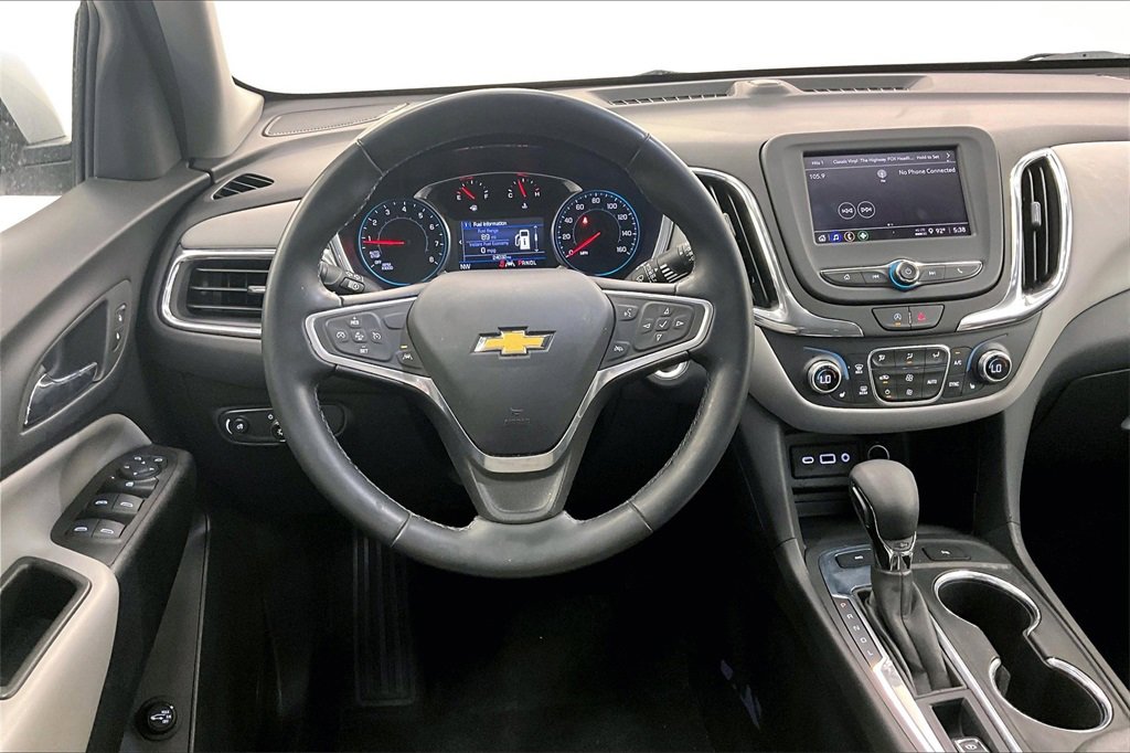 2023 Chevrolet Equinox LT photo 2