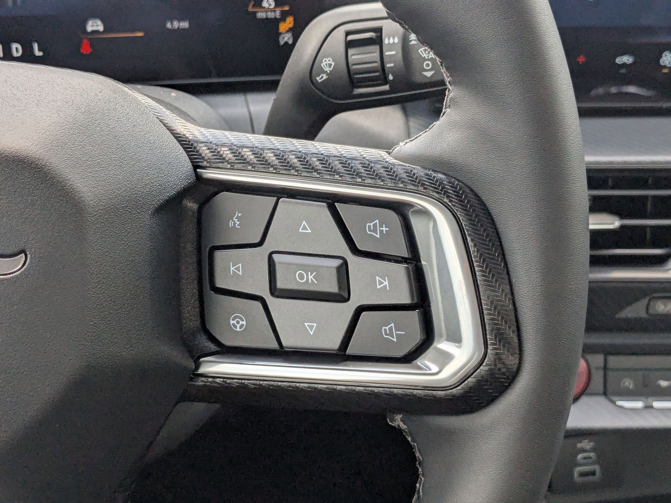 2025 Ford Mustang EcoBoost photo 19