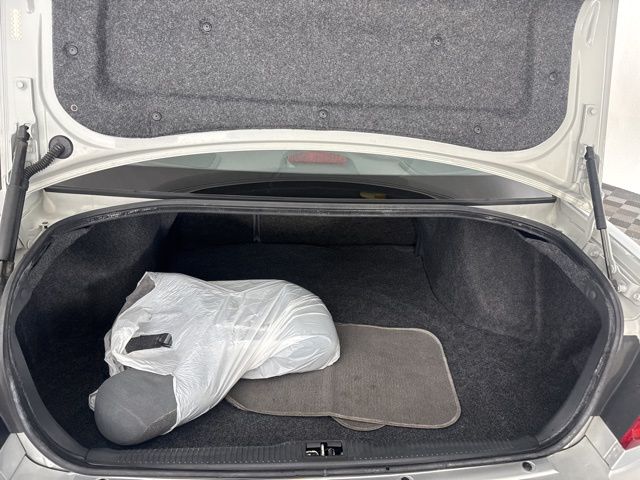 2001 Kia Optima LX photo 23