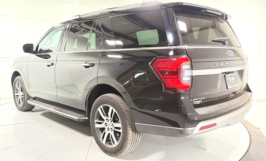 2023 Ford Expedition Limited photo 3