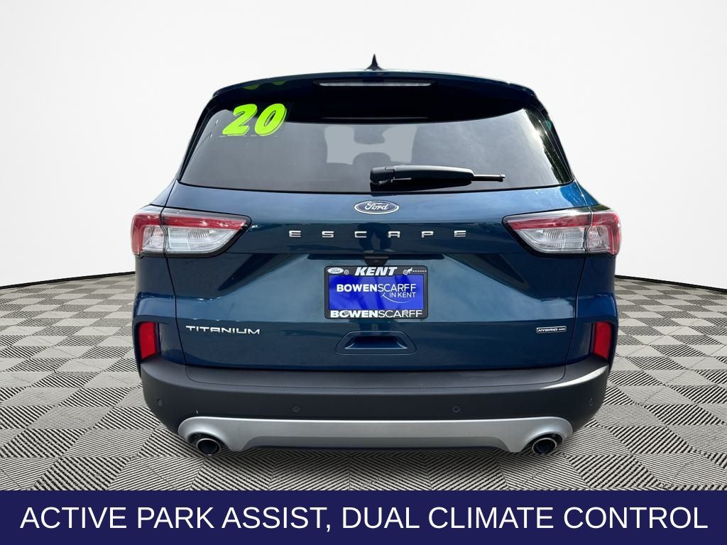 2020 Ford Escape Hybrid Titanium photo 4
