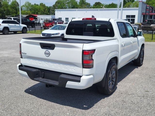 2025 Nissan Frontier Crew Cab SV photo 2