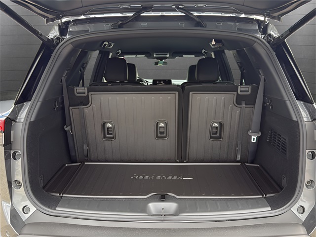 2025 Nissan Pathfinder Rock Creek photo 5