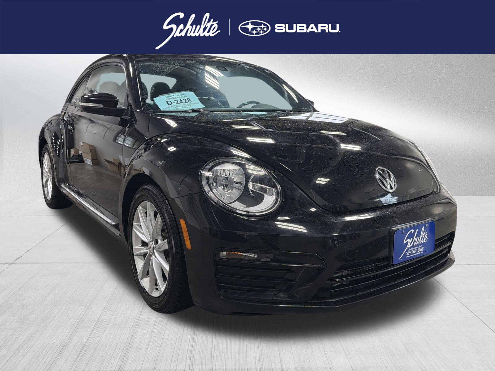 2018 Volkswagen Beetle S's photo