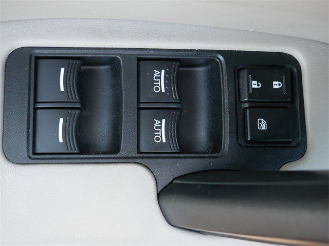 2012 Acura TL Technology photo 17