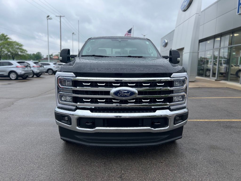 2025 Ford F-250 Lariat photo 40