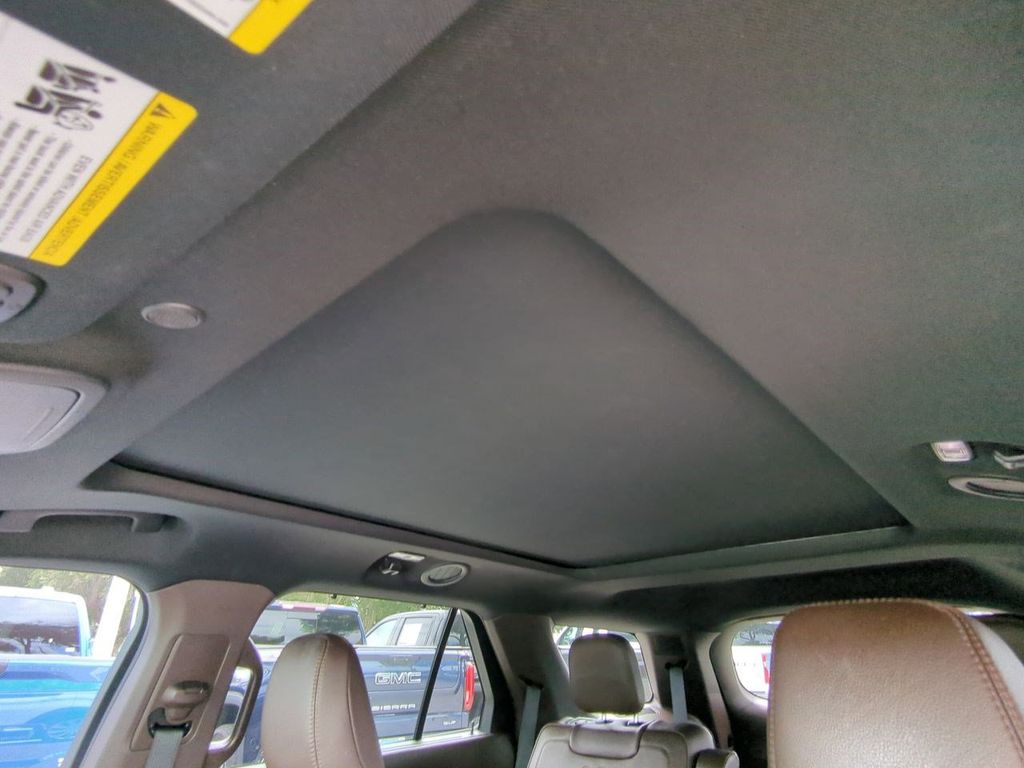 2021 Ford Explorer King Ranch photo 20