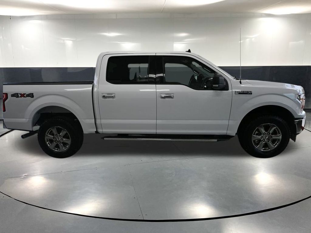 2020 Ford F-150 XLT photo 3