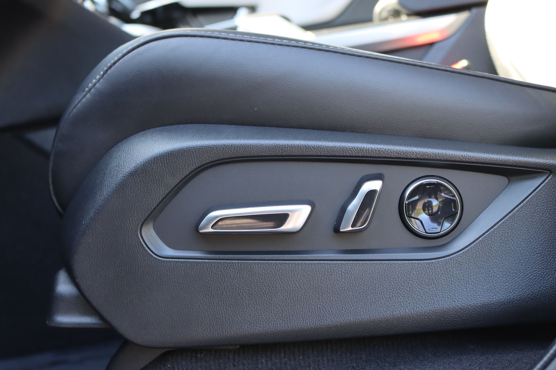 2024 Acura MDX Technology photo 16