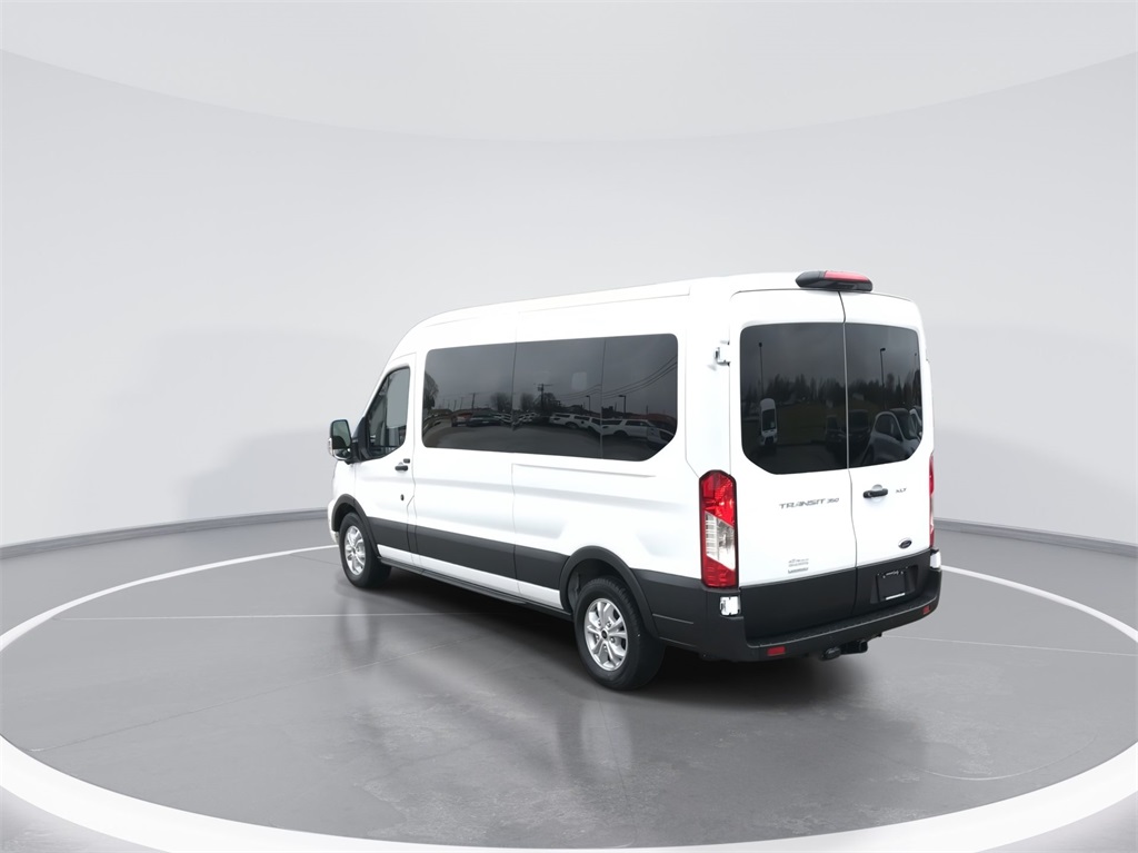 2024 Ford Transit Passenger Van XLT photo 7