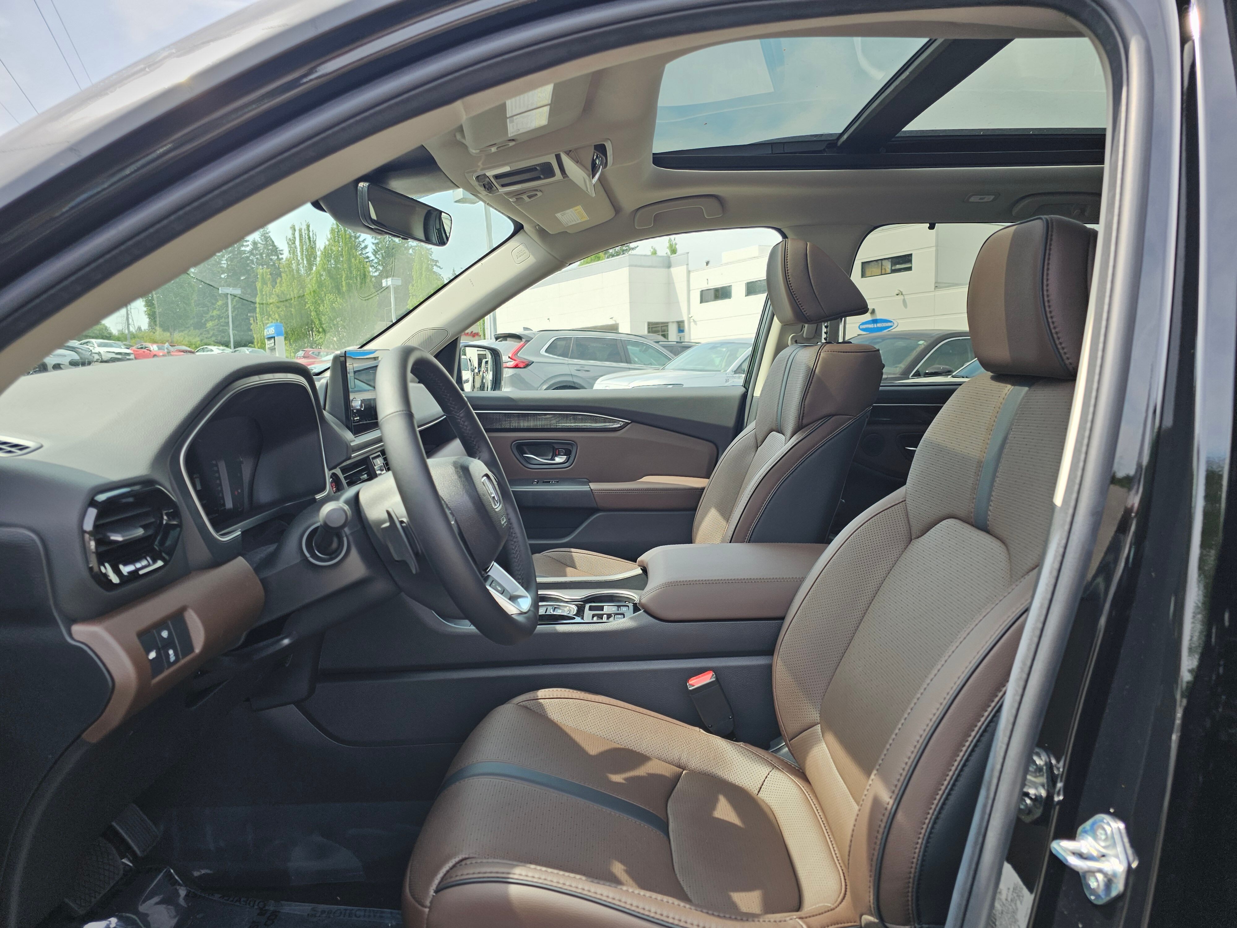 2025 Honda Pilot Elite photo 11