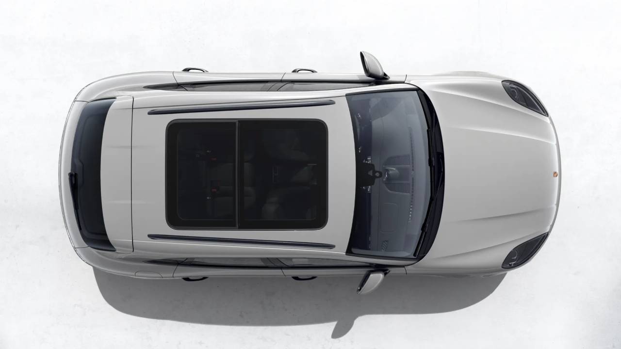 2026 Porsche Macan T photo 4