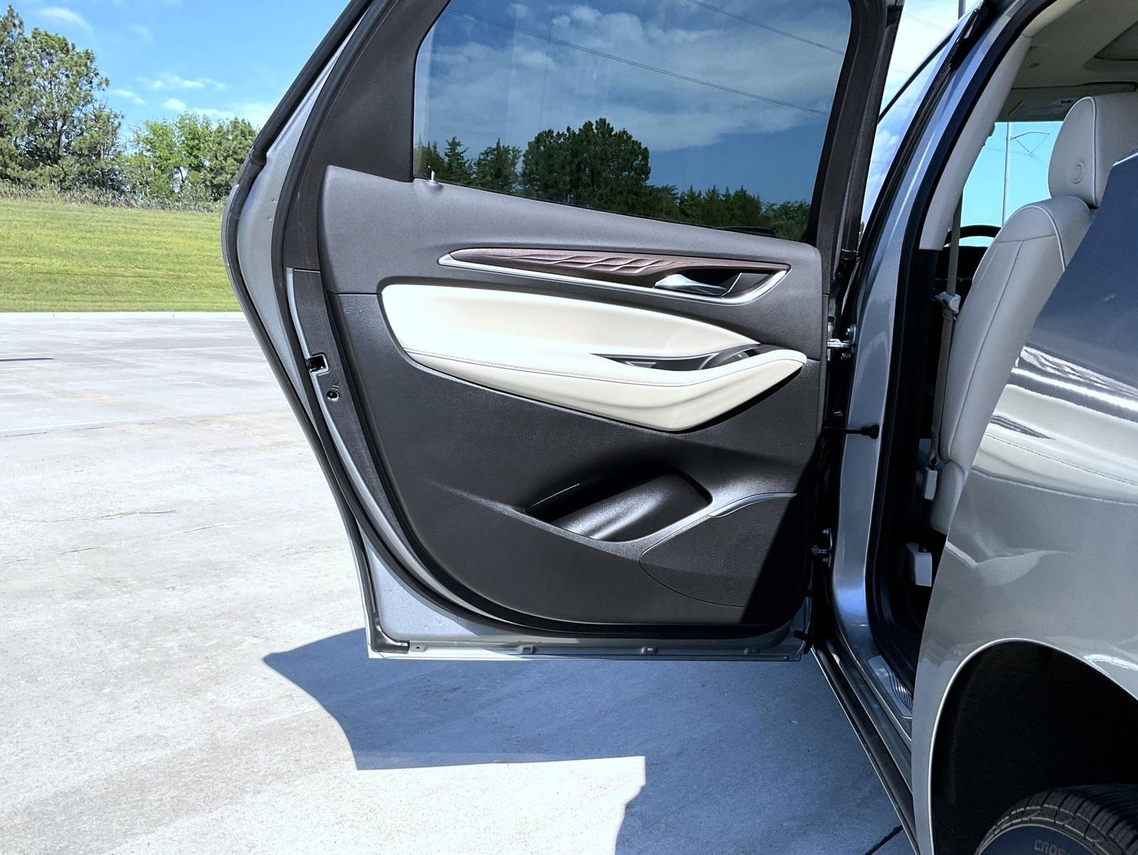 2024 Buick Enclave Avenir photo 19