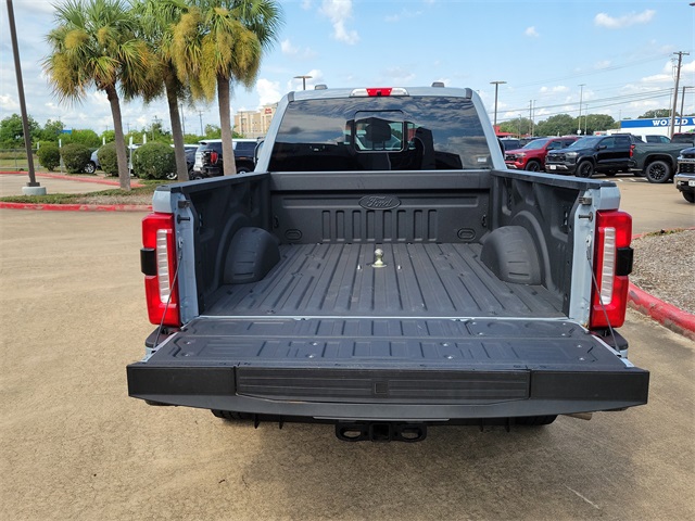 2024 Ford F-250 photo 13