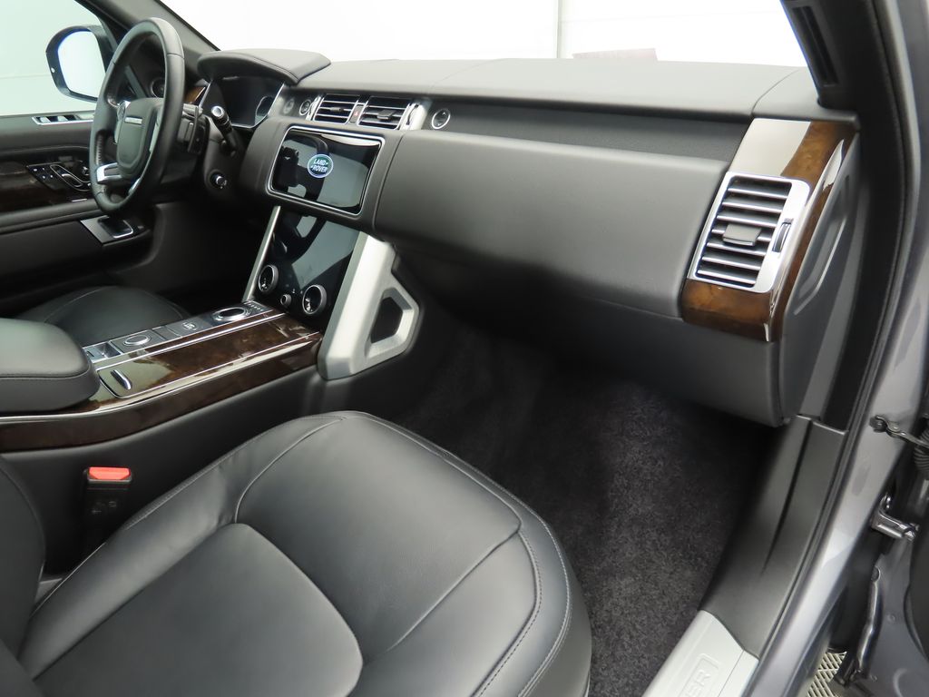 2021 Land Rover Range Rover Base photo 12