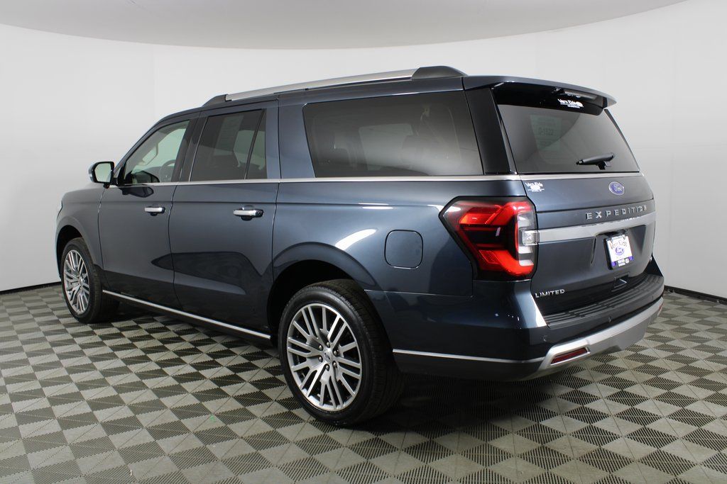 2022 Ford Expedition MAX Limited photo 3