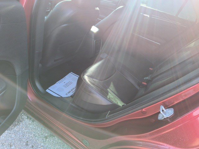 2016 Chrysler 300 Limited photo 14