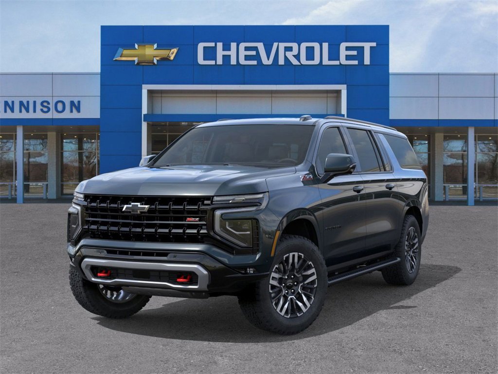 2026 Chevrolet Suburban Z71 photo 2