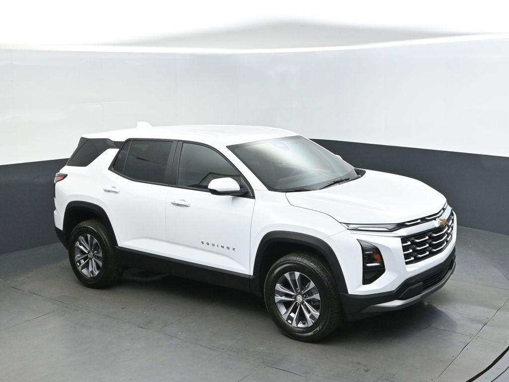 2026 Chevrolet Equinox LT's photo