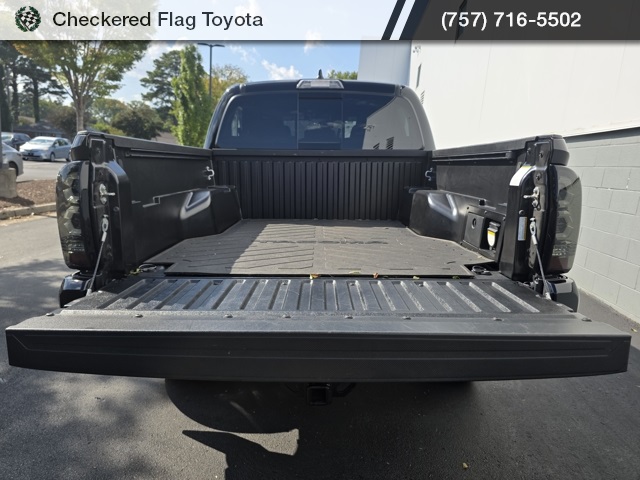 2020 Toyota Tacoma TRD Sport photo 16