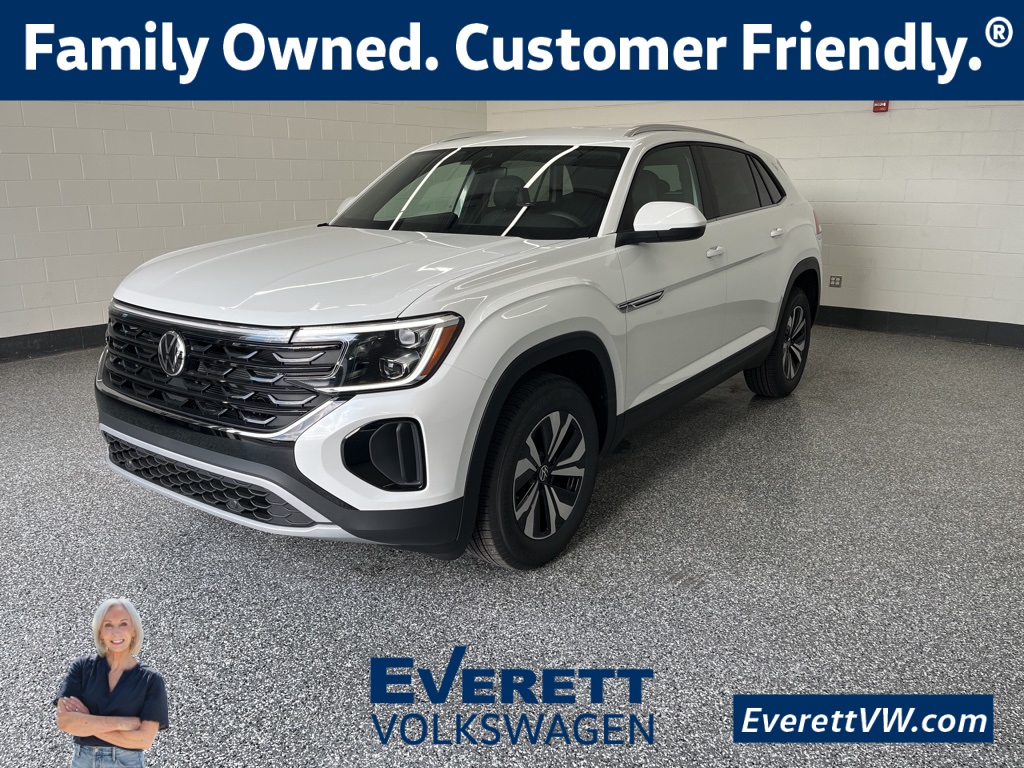 2026 Volkswagen Atlas Cross Sport SE's photo