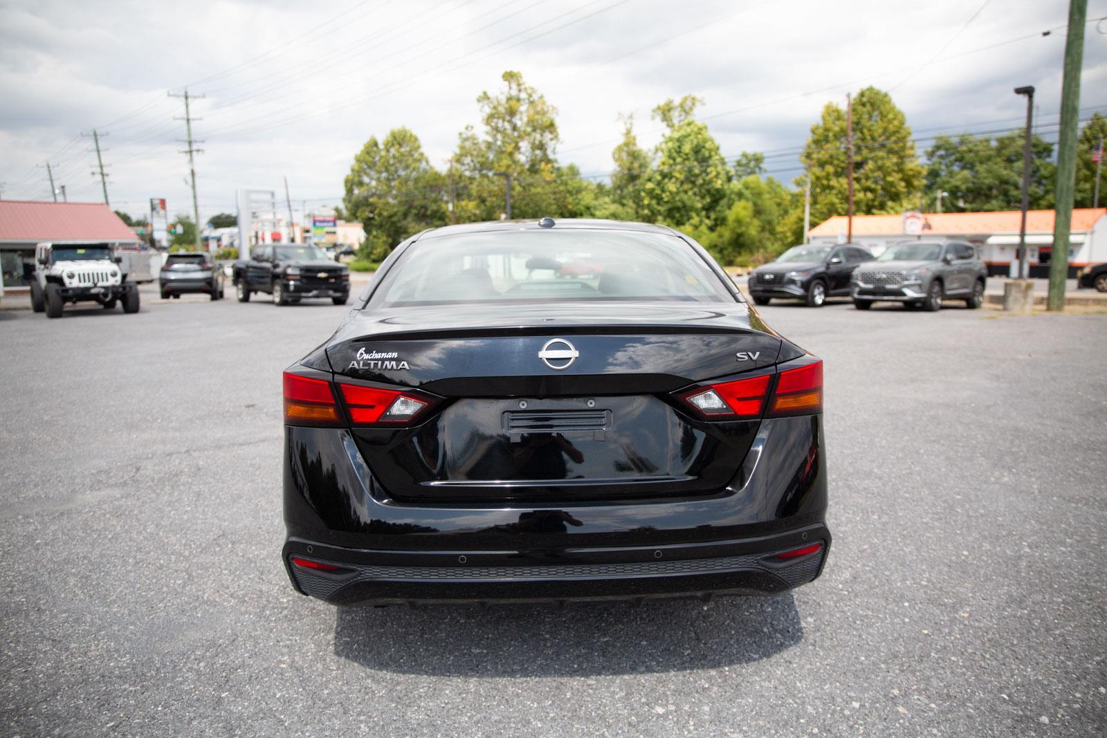 2024 Nissan Altima 2.5 SV photo 4