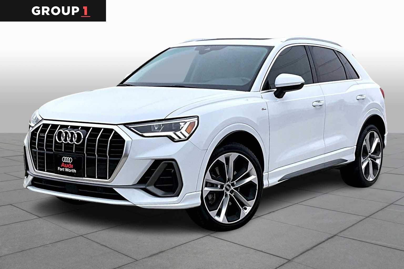 2020 Audi Q3 S Line Premium Plus's photo