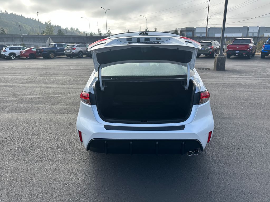 2026 Toyota Corolla SE photo 11