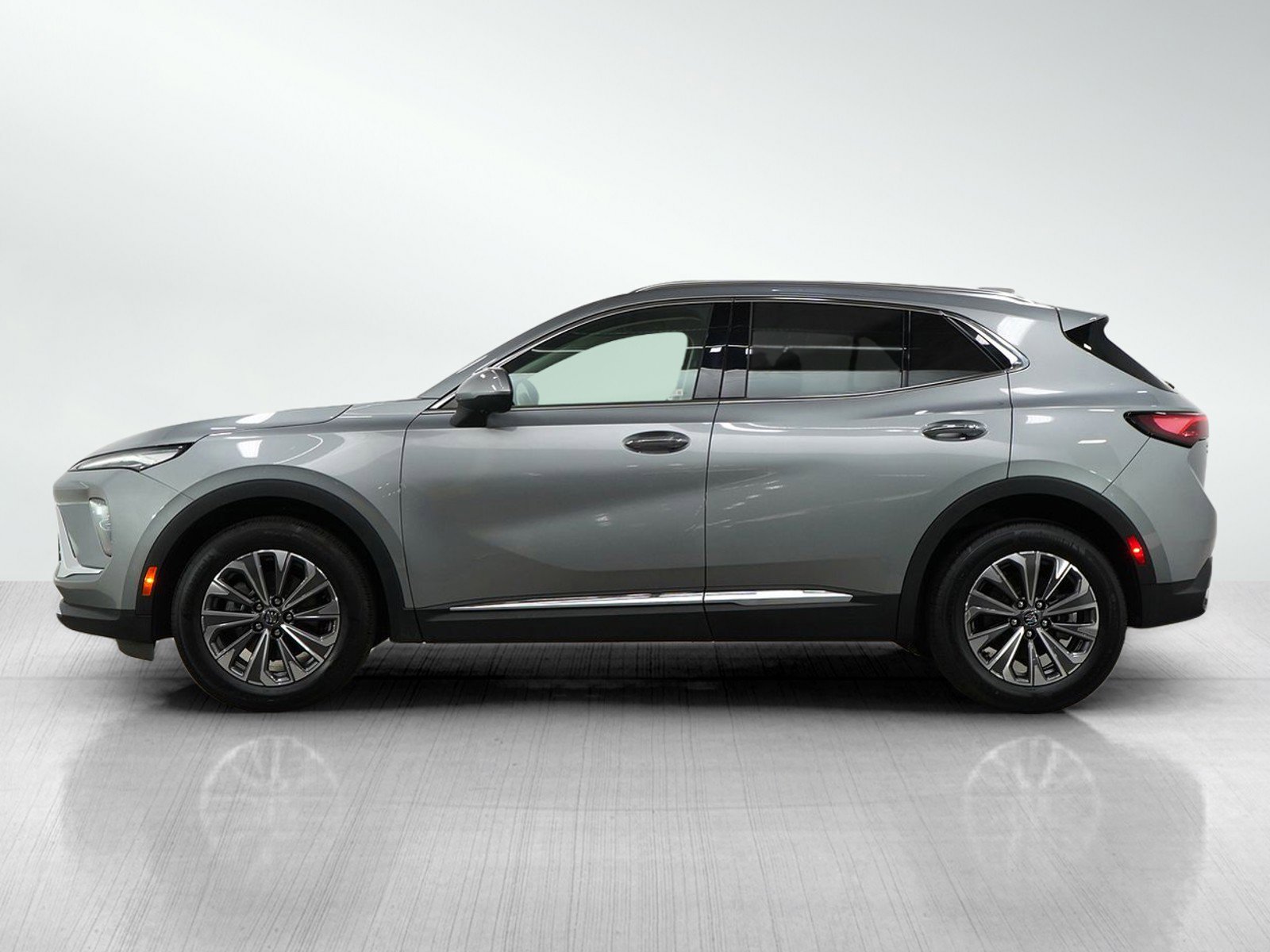 Used 2024 Buick Envision Preferred with VIN LRBFZME47RD071509 for sale in Roseville, Minnesota