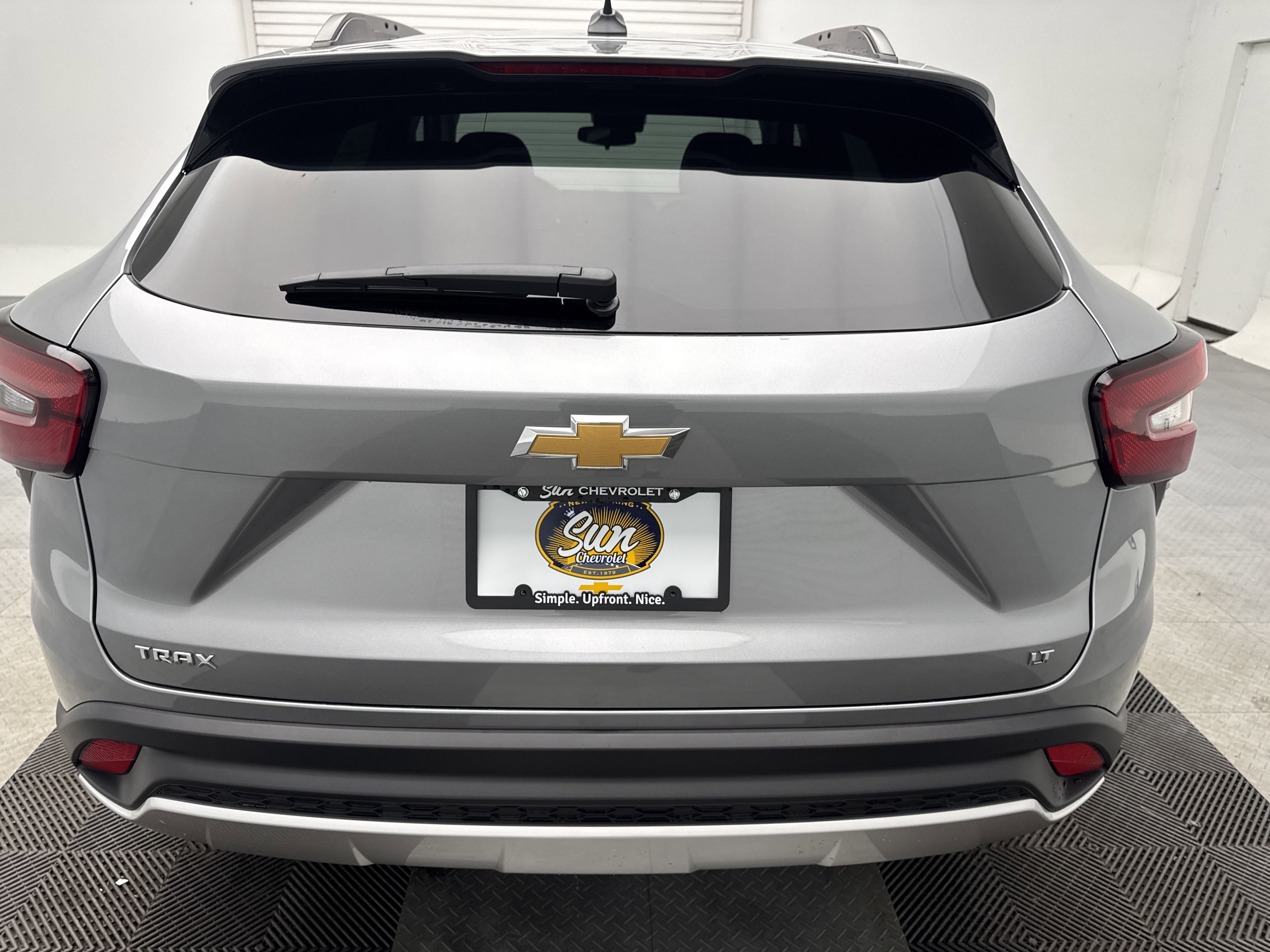 2025 Chevrolet Trax LT photo 9