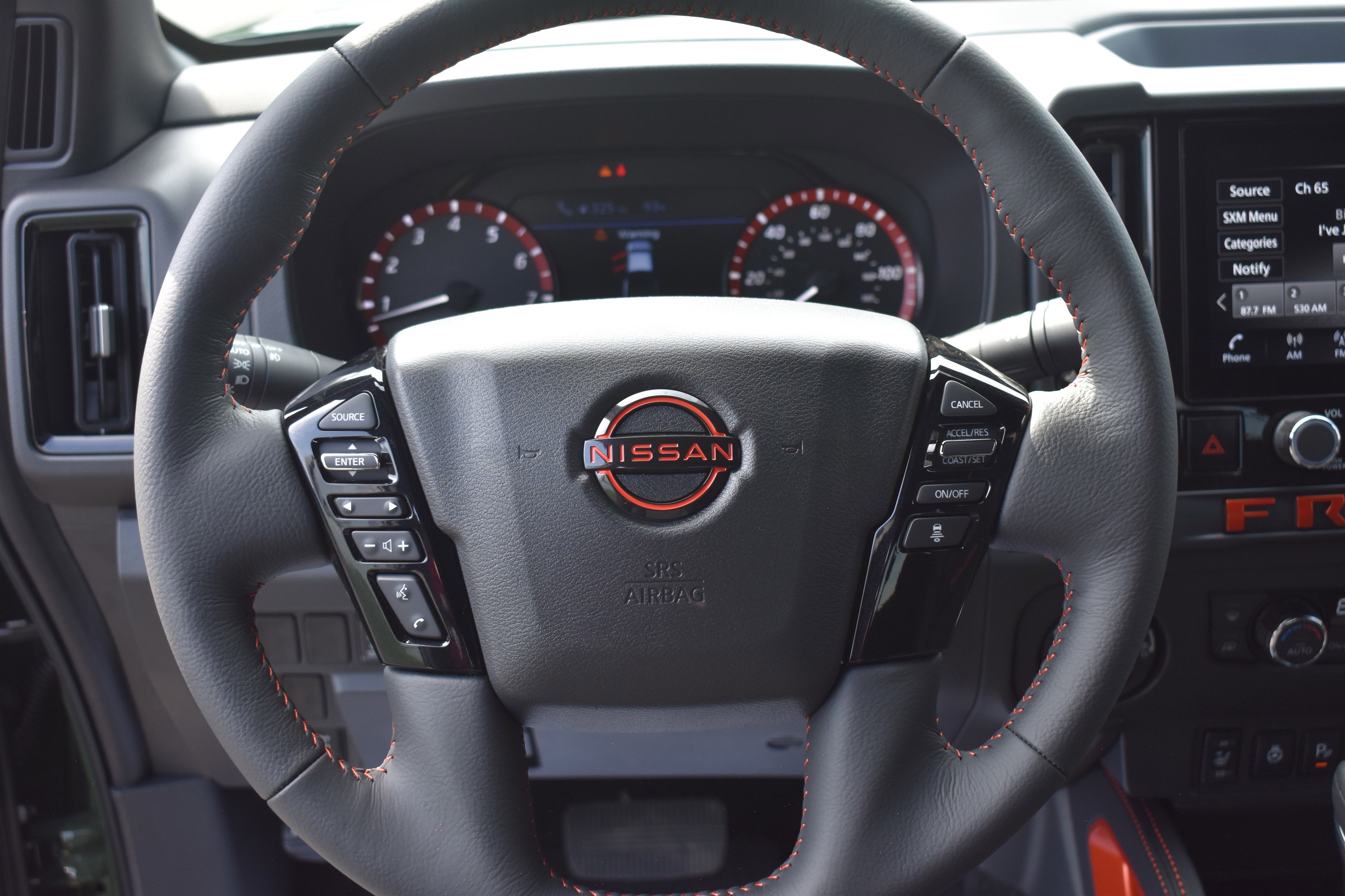 2026 Nissan Frontier PRO-4X photo 9