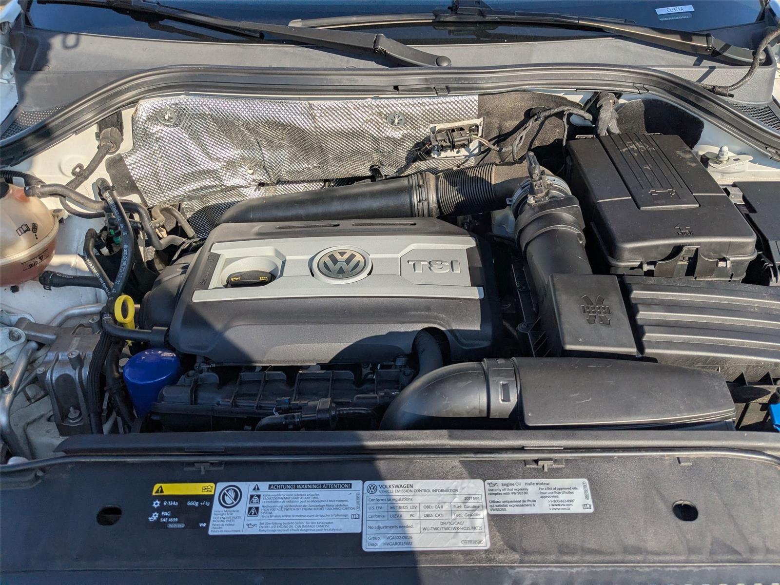 2017 Volkswagen Tiguan Wolfsburg Edition photo 39