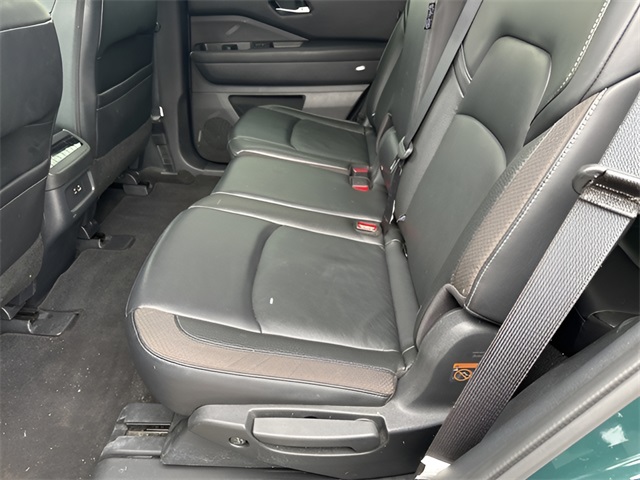 2023 Nissan Pathfinder SL photo 31