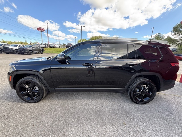 2025 Jeep Grand Cherokee Altitude X photo 3
