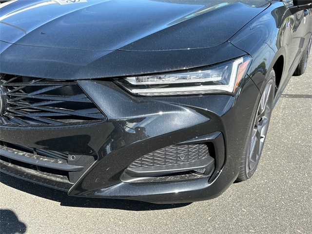 2025 Acura TLX A-Spec SH-AWD photo 7