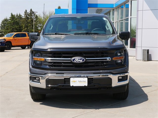 2024 Ford F-150 XLT photo 2