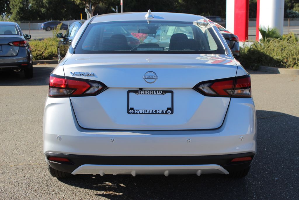 2025 Nissan Versa 1.6 SV photo 7