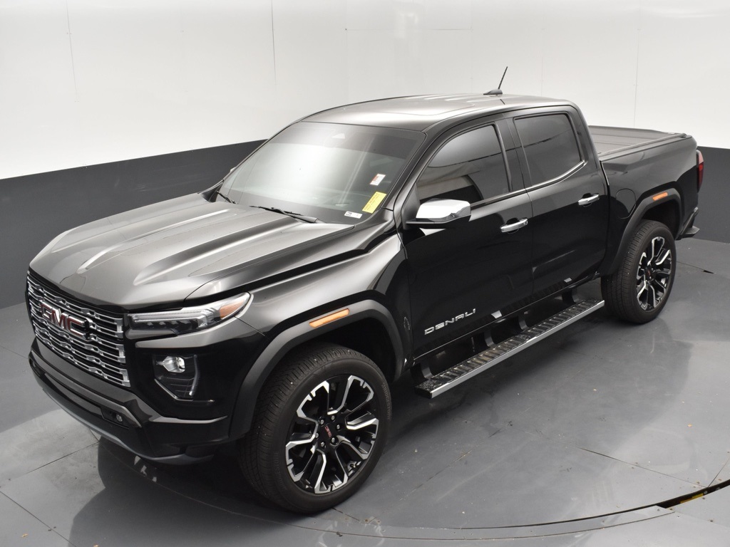 2024 Gmc Canyon Denali photo 22